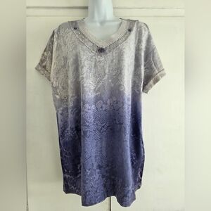 Lavender Ombre Short Sleeve V-Neck Tee with Beaded Detail